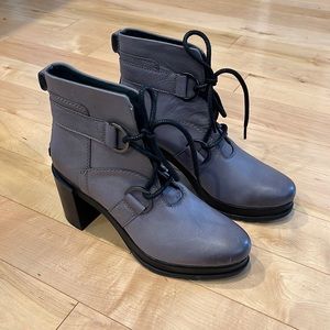 Sorel Heeled Boots - purplish gray